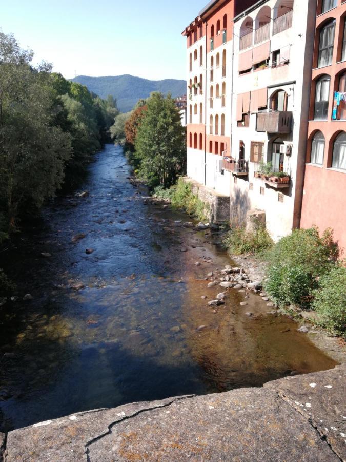 Apartament Turistic Campdevánol Eksteriør billede